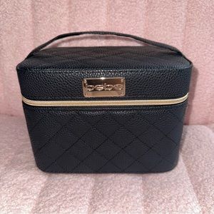 *DONATED* bebe Black Quilted Faux Leather Traincase